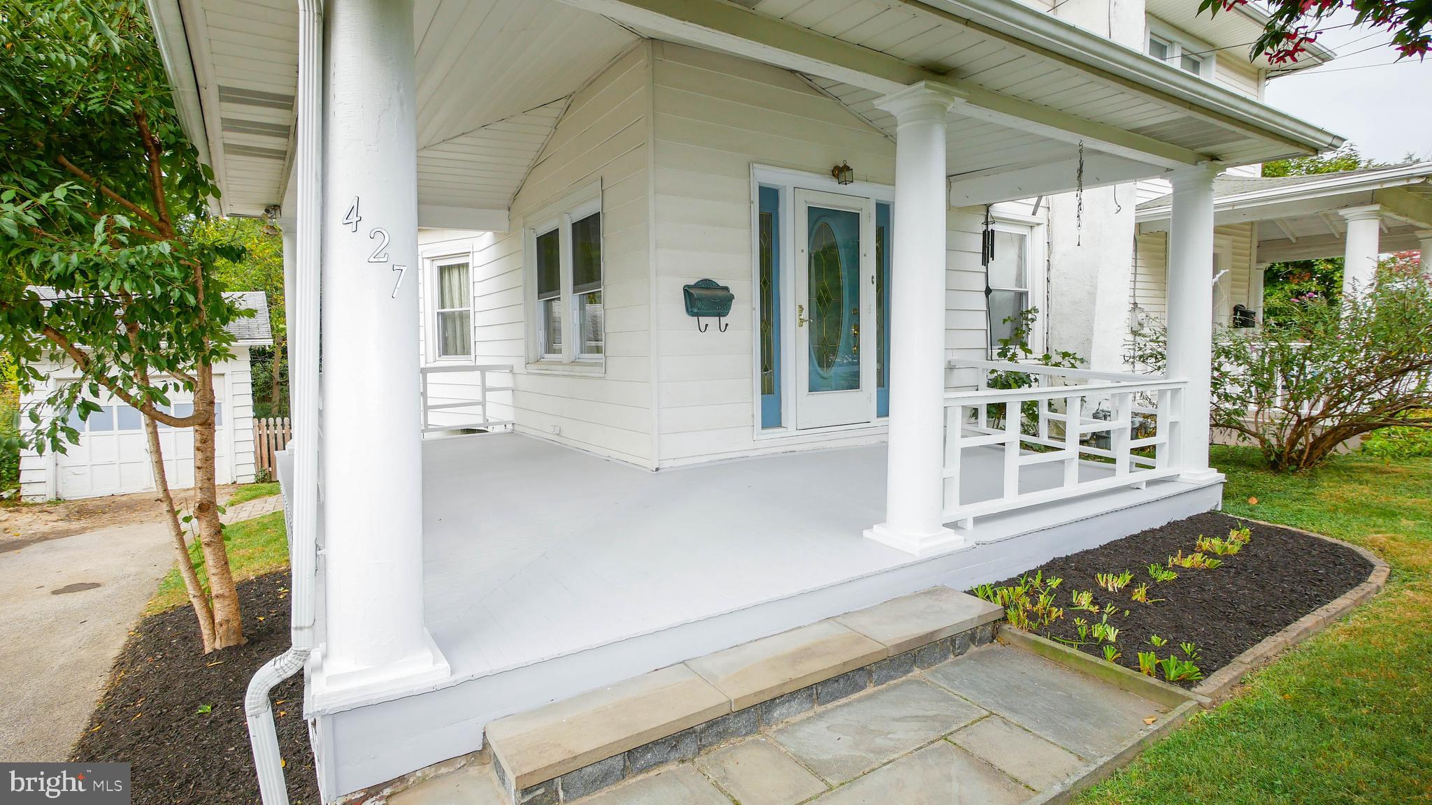 427 West Waverly Road Glenside, PA 19038 - Photo 4 of 26 Front & Side Porch View
