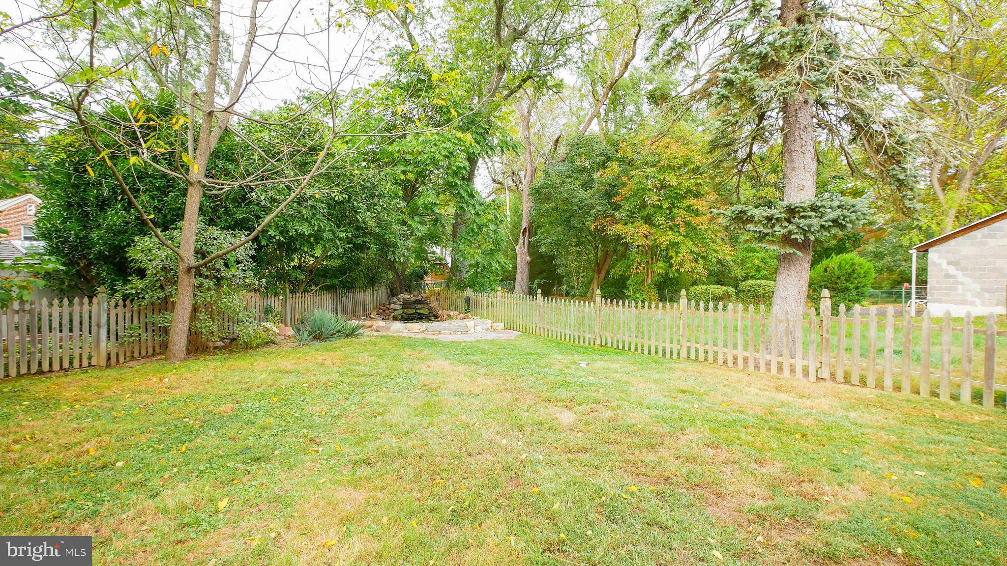 427 West Waverly Road Glenside, PA 19038 - Photo 7 of 26 Rear Yard