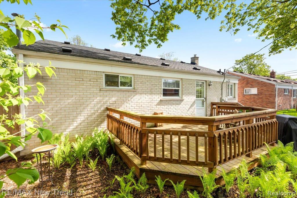 31601 Marblehead Road Farmington, MI 48336 - Photo 25 of 29 Gallery Image 25