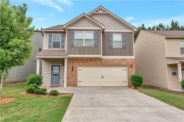 $2,100 | 4488 Ravenwood Drive, Union City, GA 30291