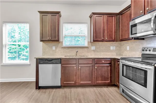 $2,100 | 4488 Ravenwood Drive, Union City, GA 30291