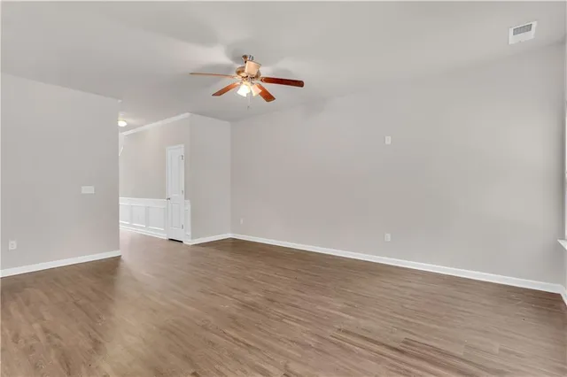 $2,100 | 4488 Ravenwood Drive, Union City, GA 30291