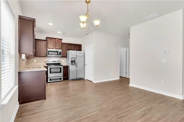 $2,100 | 4488 Ravenwood Drive, Union City, GA 30291