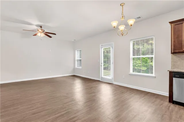 $2,100 | 4488 Ravenwood Drive, Union City, GA 30291