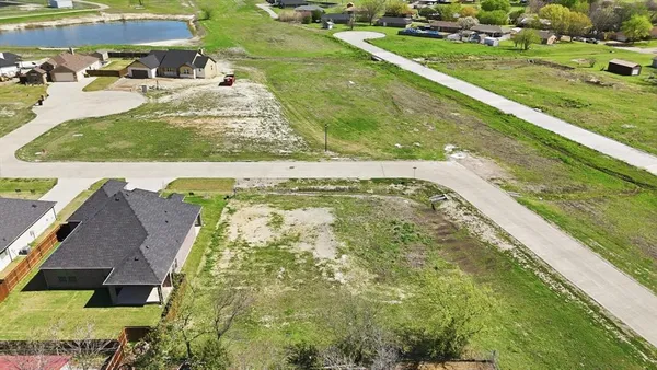 $65,000 | 719 Escovedo Drive, Italy, TX 76651