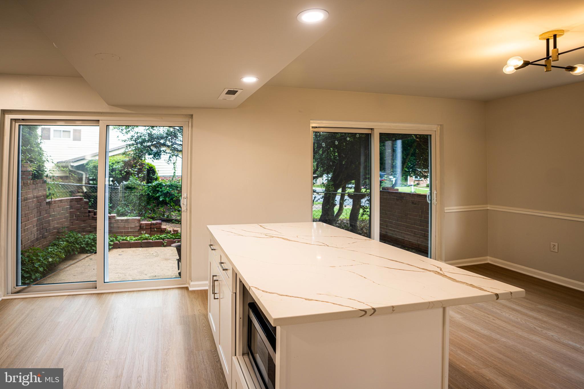 6907 Barnack Drive Springfield, VA 22152 - Photo 19 of 40 Kitchen Island