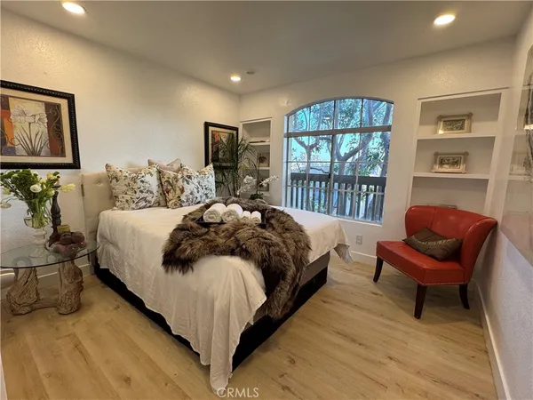 $720,000 | 8514 East Baker Hill Road, Unit B, Orange, CA 92869