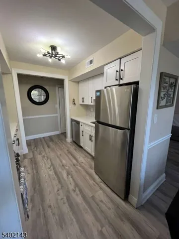 $2,450 | 220 Sierra Court, Woodbridge, NJ 07095