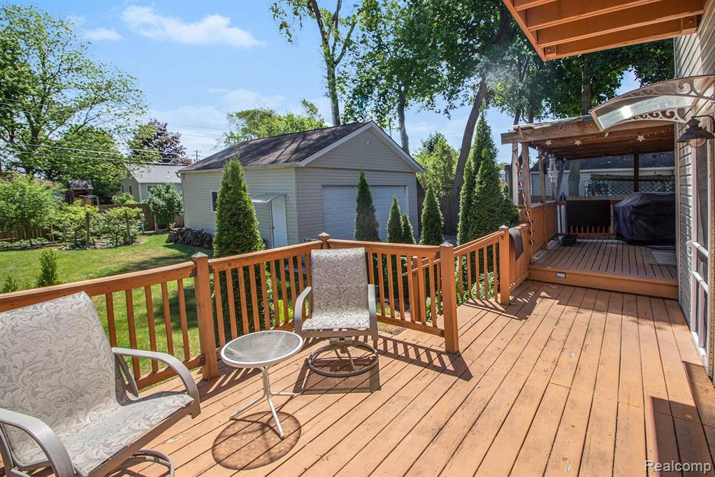 2865 Longview Avenue Rochester Hills, MI 48307 - Photo 25 of 33