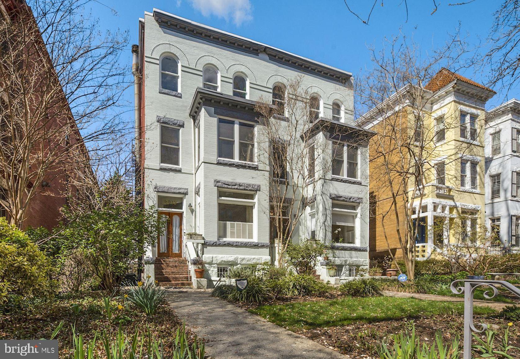 2013 Kalorama Road Northwest, Unit 2 Washington, DC 20009 - Photo 2 of 22 Gallery Image 2
