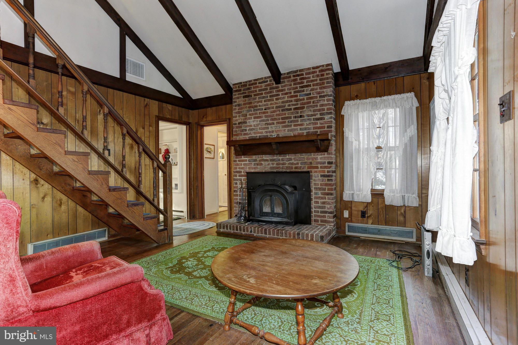 2700 Hambleton Road Riva, MD 21140 - Photo 8 of 27 Family Room