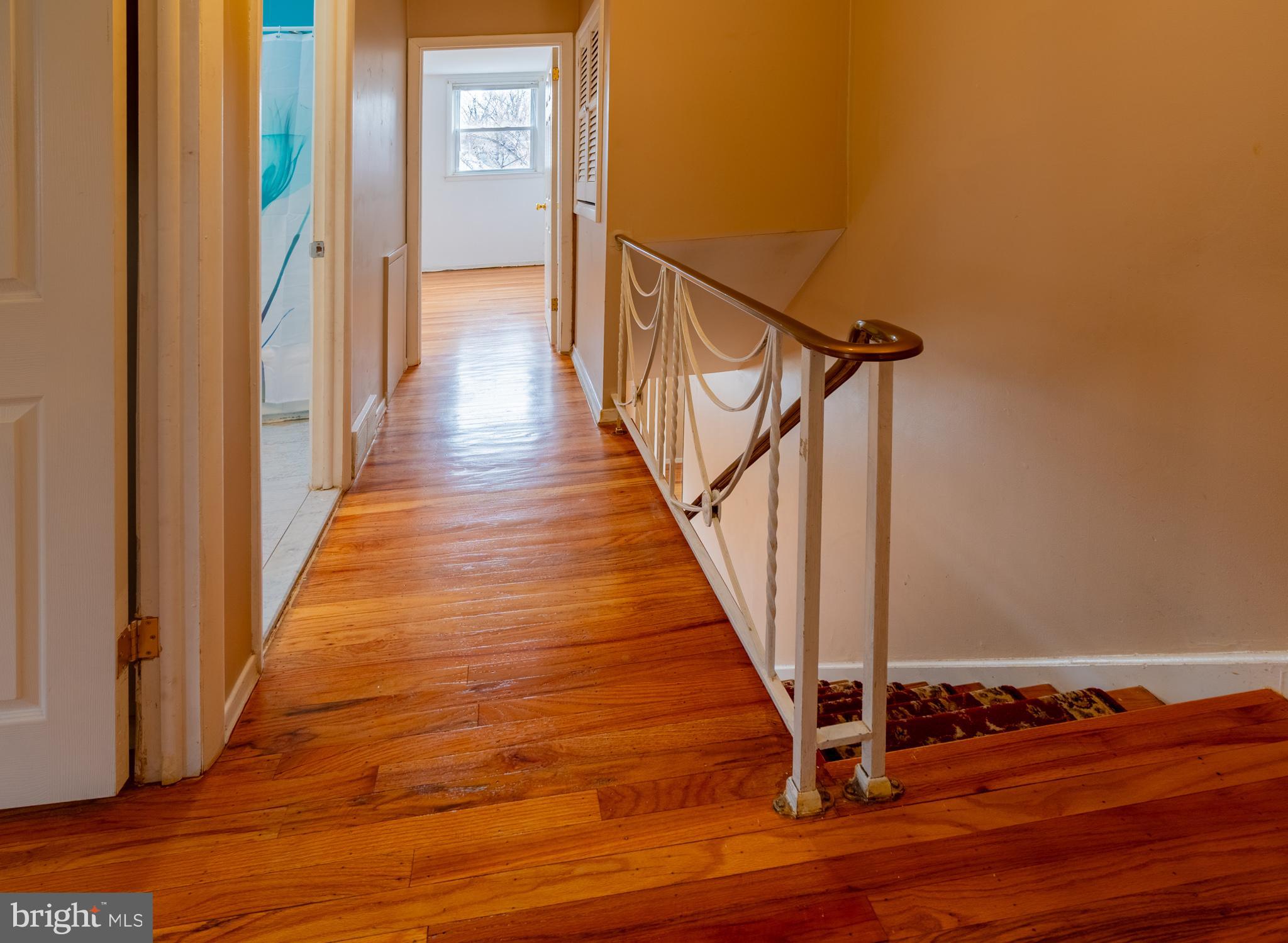 7218 Valley Avenue Philadelphia, PA 19128 - Photo 21 of 50 Hallway