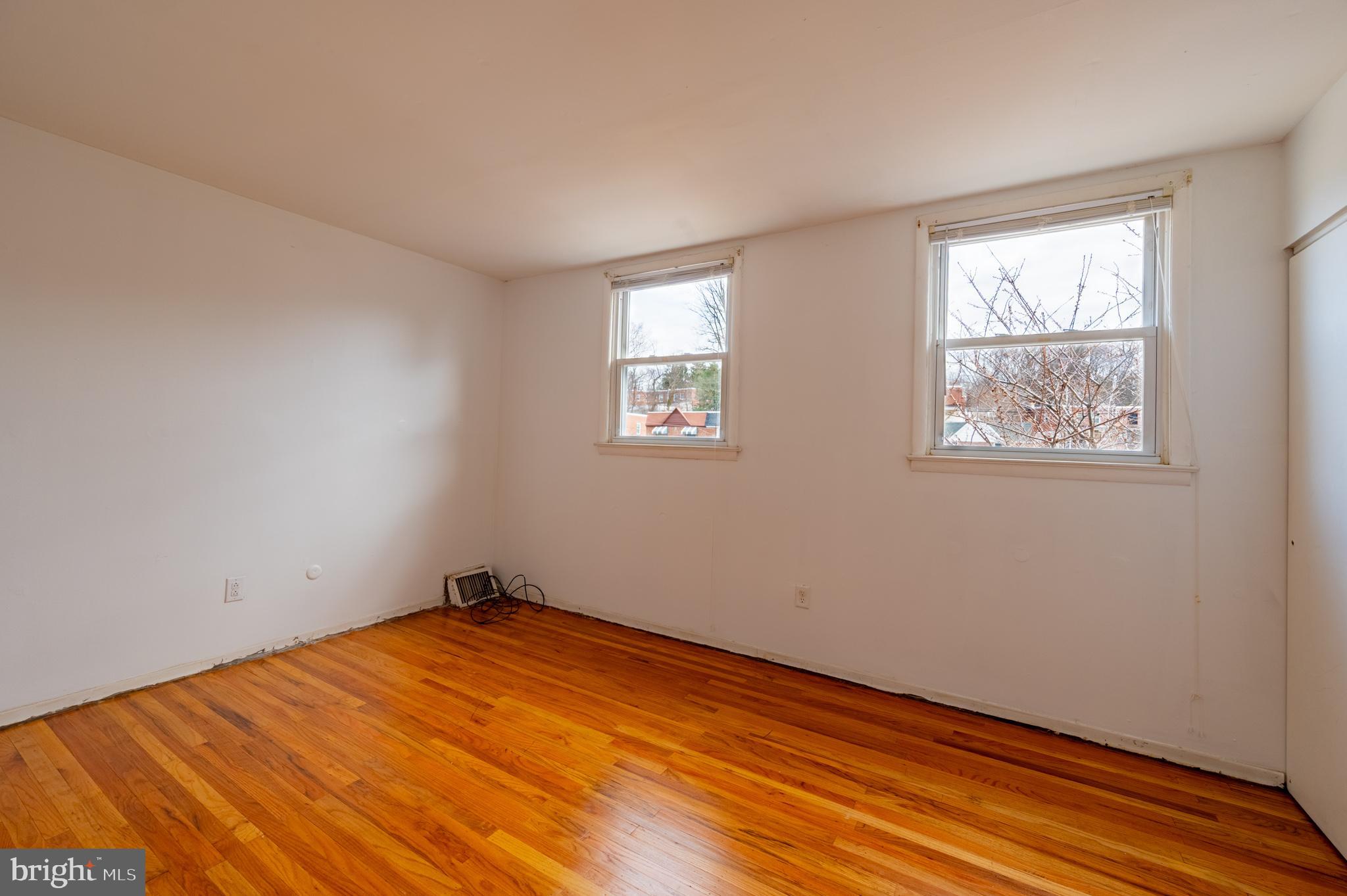7218 Valley Avenue Philadelphia, PA 19128 - Photo 24 of 50 Light and bright primary bedroom