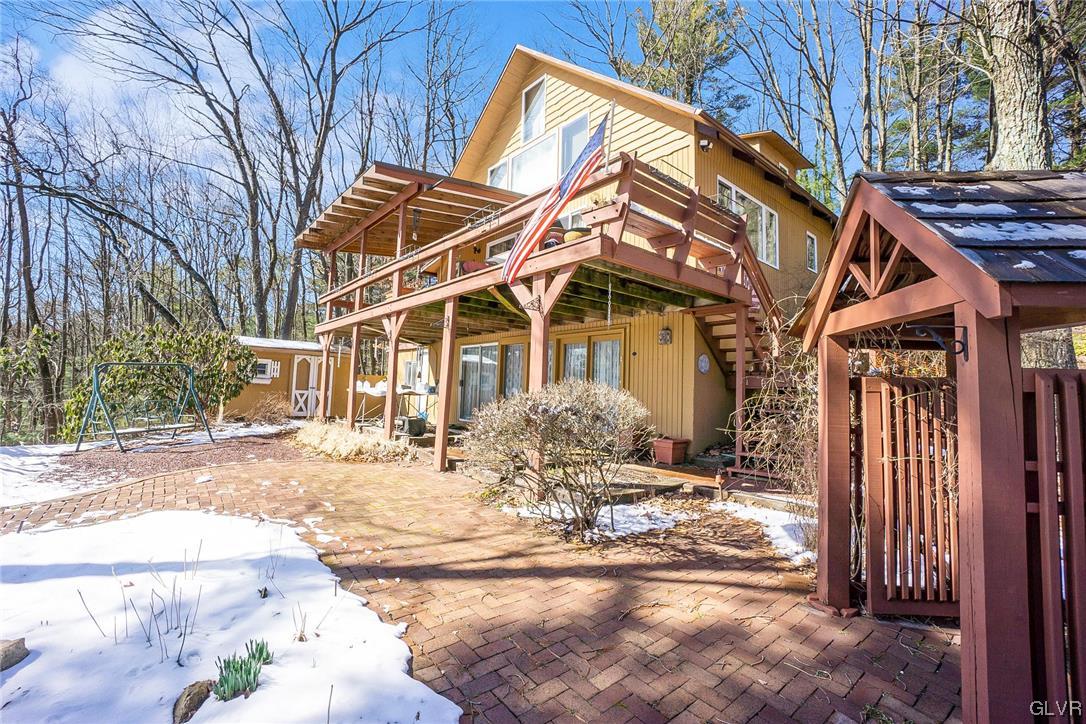 295 Kennetta Lane Palmerton, PA 18071 - Photo 2 of 47 Gallery Image 2