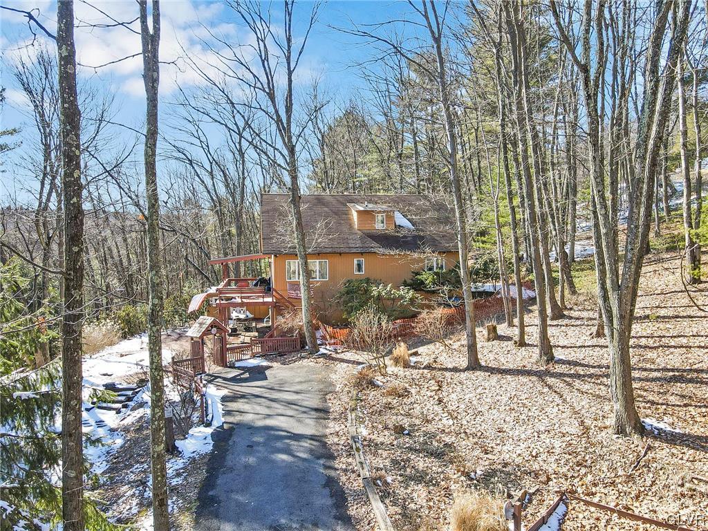 295 Kennetta Lane Palmerton, PA 18071 - Photo 5 of 47 Gallery Image 5