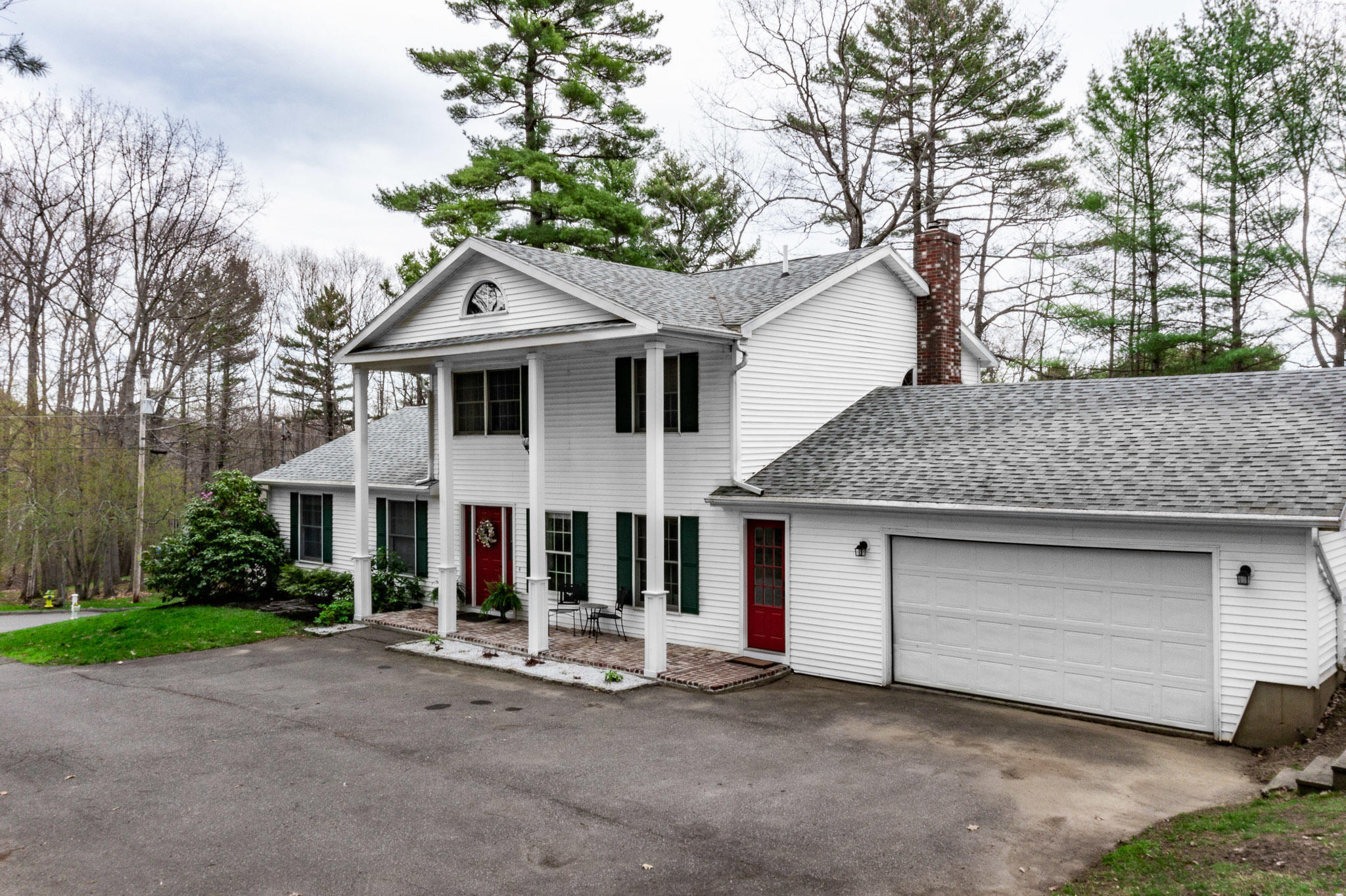 105 Ridgeview Drive Bangor, ME 04401 - Photo 1 of 50 01