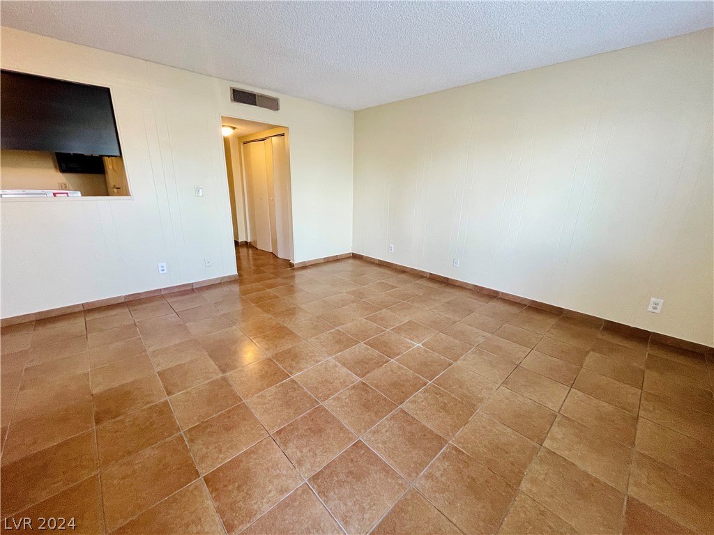 2420 Ellis St Unit B