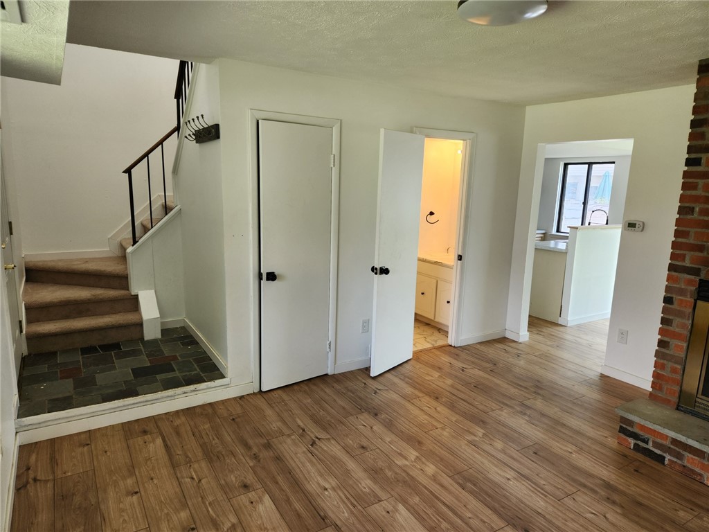 153 Windsorshire Drive Ogden, NY 14624 - Photo 2 of 24