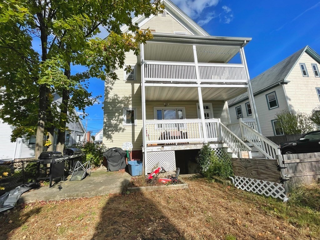 550 Eastern Avenue Lynn, MA 01902 - Photo 5 of 32 a house view with a outdoor space