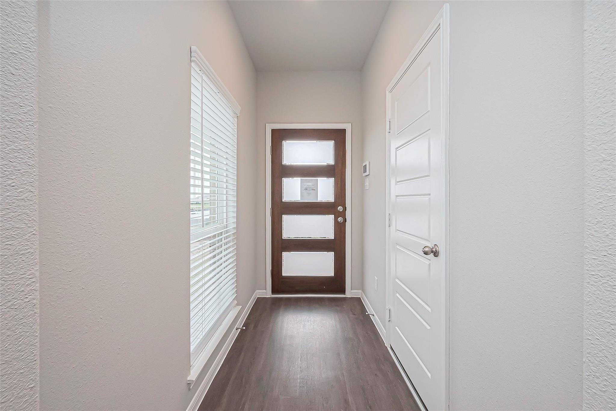 781 Marion Price Drive Dayton, TX 77535 - Photo 4 of 35