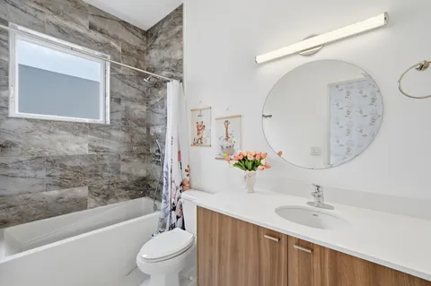 $850,000 | 1241 Northeast 18th Avenue, Fort Lauderdale, FL 33304