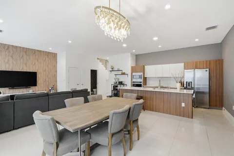 $850,000 | 1241 Northeast 18th Avenue, Fort Lauderdale, FL 33304