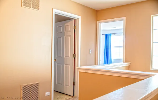 $289,000 | 1850 Wisteria Drive, Aurora, IL 60503