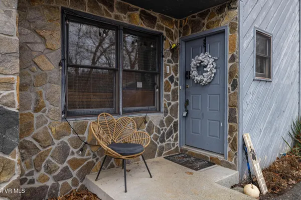 $174,500 | 348 River Road, Unit B1, Bluff City, TN 37618