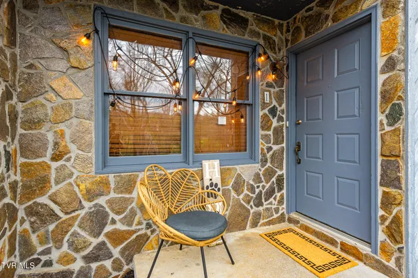 $174,500 | 348 River Road, Unit B1, Bluff City, TN 37618