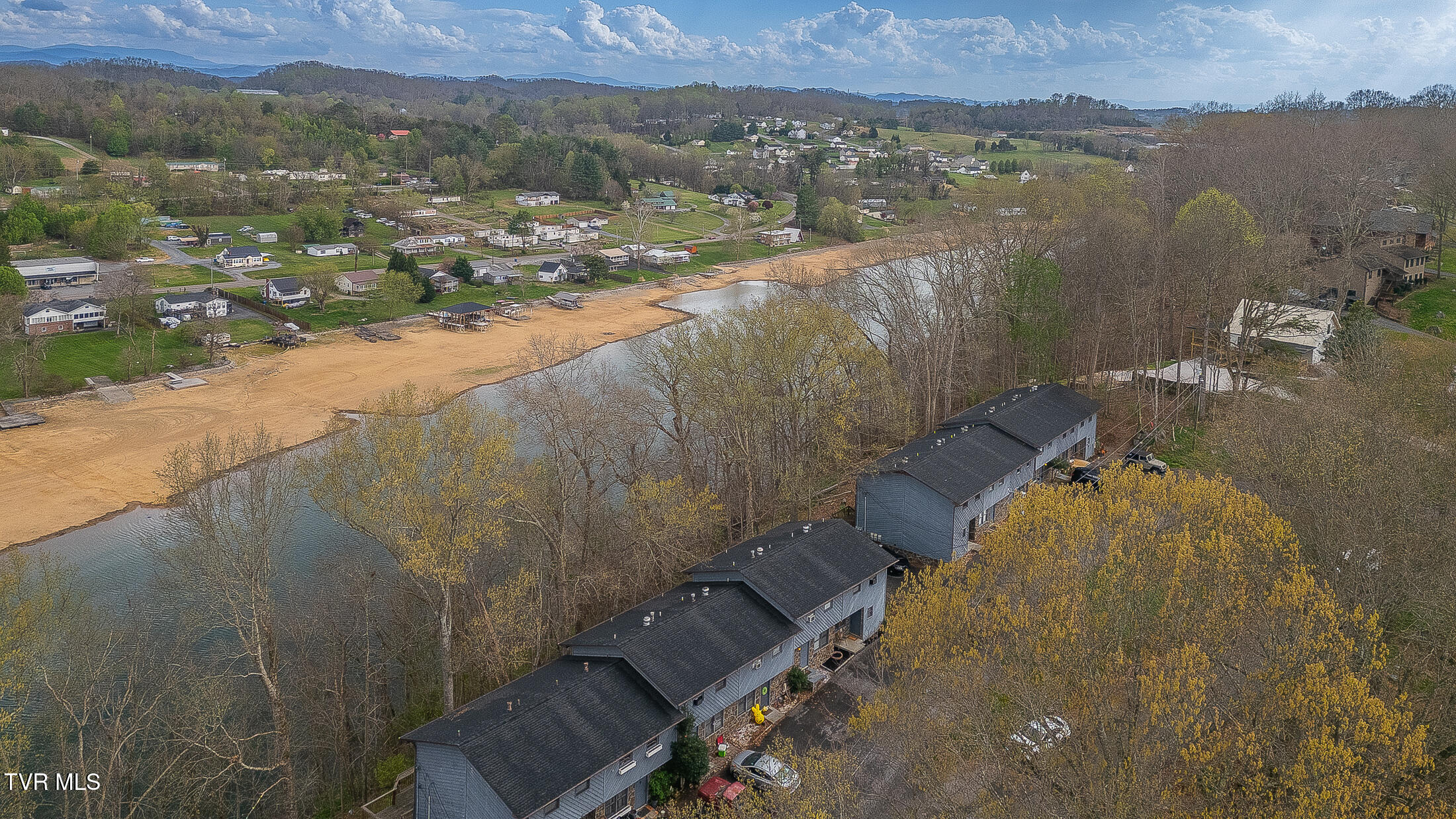 348 River Road, Unit B1 Bluff City, TN 37618 - Photo 28 of 40 DJI_0004