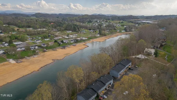 $174,500 | 348 River Road, Unit B1, Bluff City, TN 37618