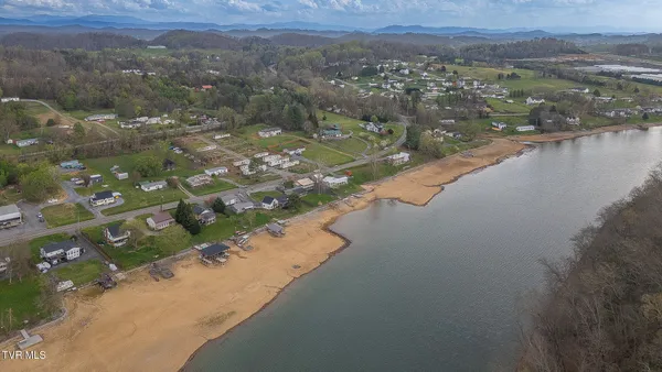 $174,500 | 348 River Road, Unit B1, Bluff City, TN 37618