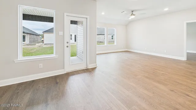 $263,500 | 117 Eden Ridge Street, Duson, LA 70529