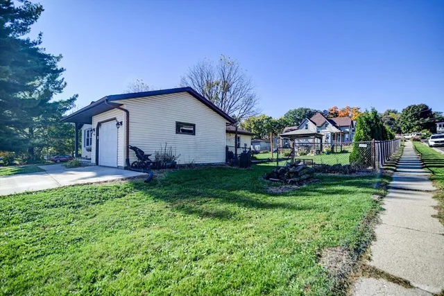 $350,000 | 400 Market Street, DeForest, WI 53532