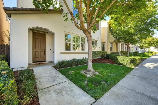 $715,000 | 3423 Verona Terrace, Davis, CA 95618