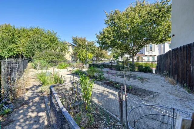 $715,000 | 3423 Verona Terrace, Davis, CA 95618