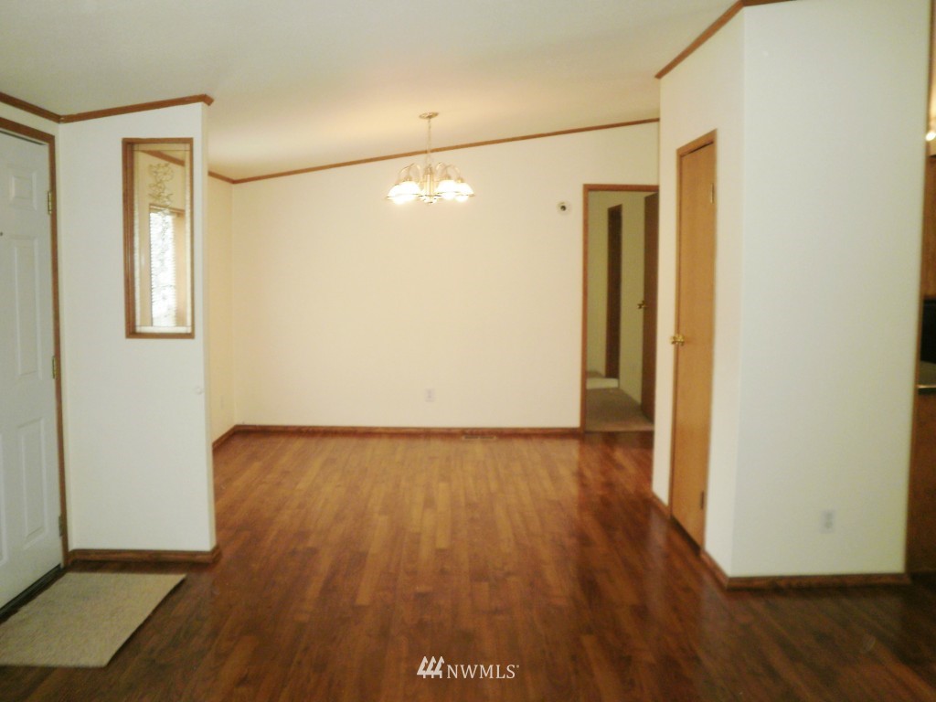 3181 Taylor Road Oak Harbor, WA 98277 - Photo 7 of 11 Gallery Image 7