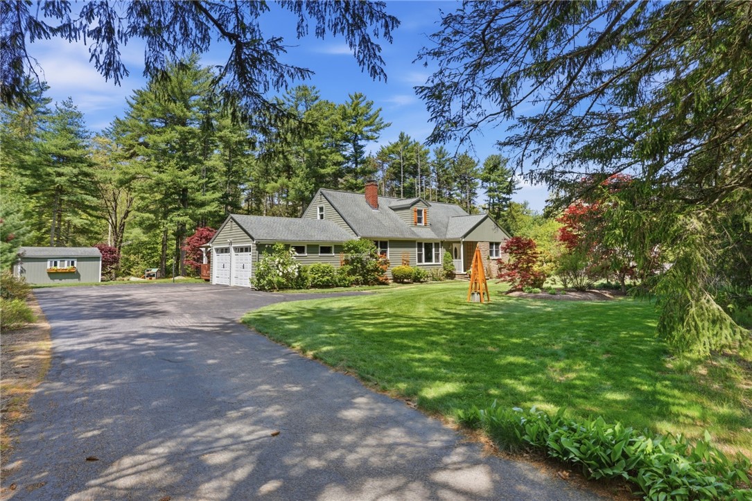 712 E Road Scituate, RI 02857 - Photo 4 of 50