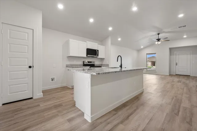 $219,000 | 2409 Aberdeen Avenue, Wolfforth, TX 79382