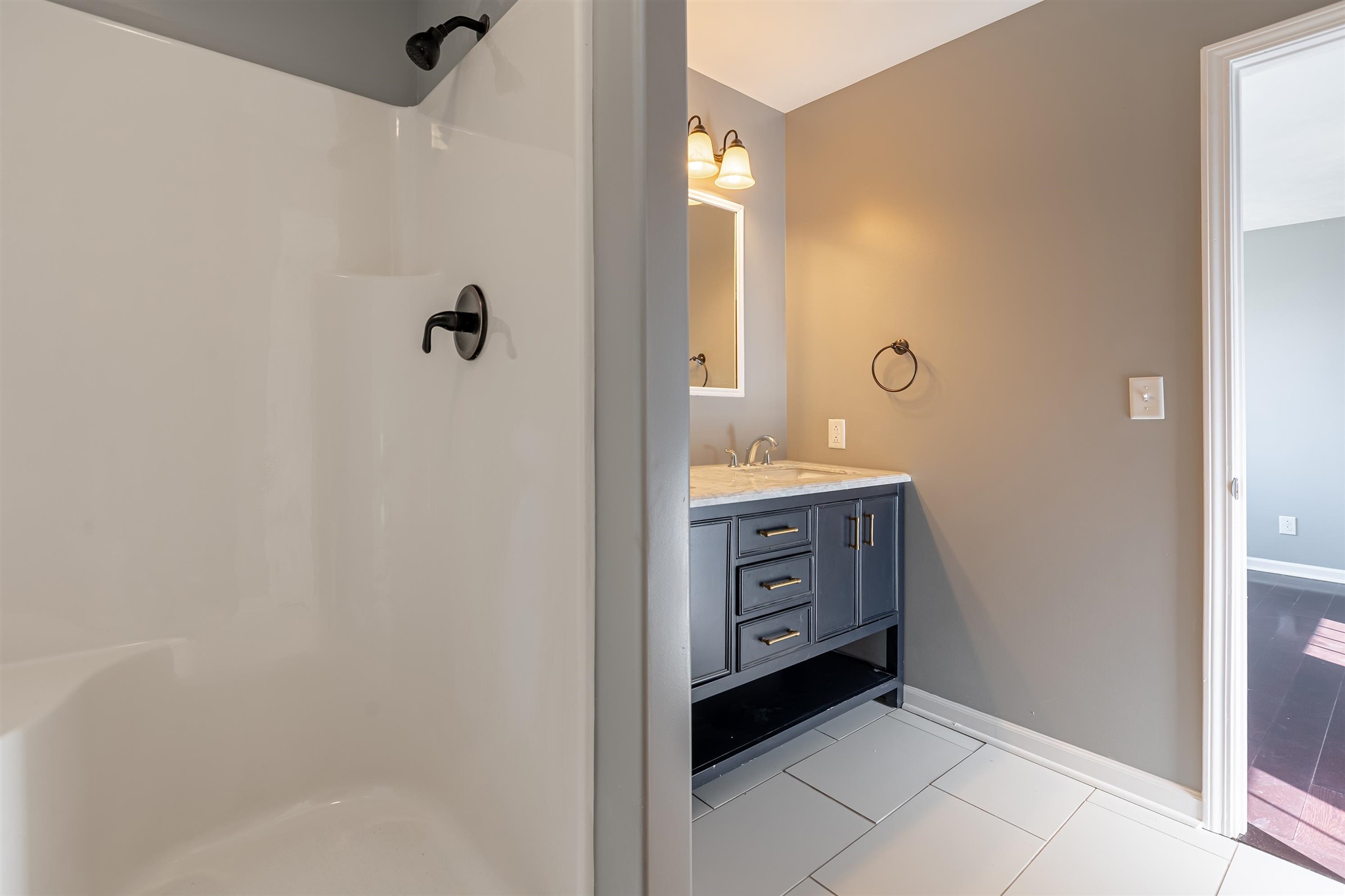 5643 Sycamore Road Carterville, IL 62918 - Photo 17 of 36 Gallery Image 17