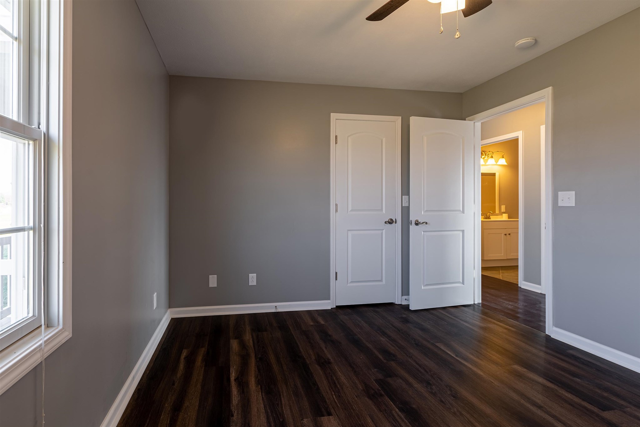 5643 Sycamore Road Carterville, IL 62918 - Photo 24 of 36 Gallery Image 24