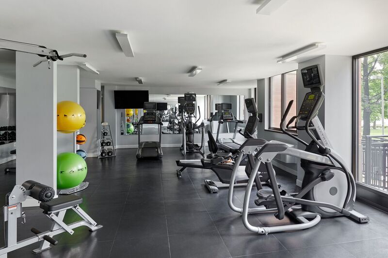 10 River Road, Unit 30007K Manhattan, NY 10044 - Photo 9 of 10 a view of a room with gym equipment