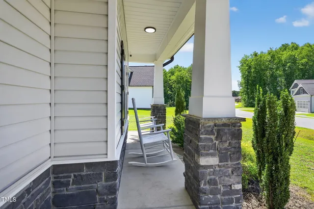 $430,500 | 414 Fallingbrook Drive, Kenly, NC 27542