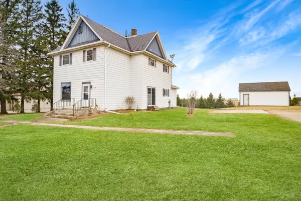 $339,900 | W6552 State Highway 144, Sherman, WI 53075