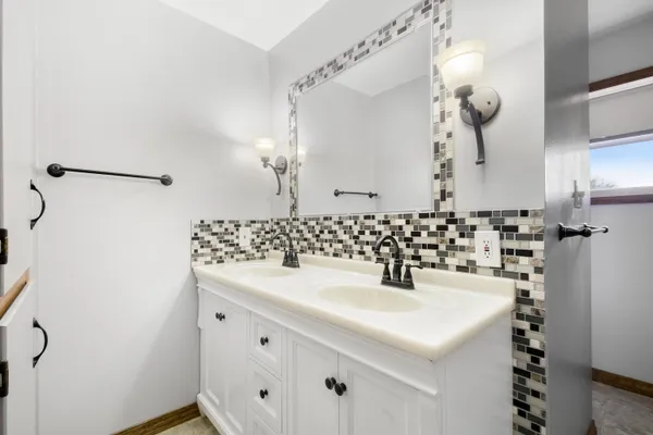 $339,900 | W6552 State Highway 144, Sherman, WI 53075