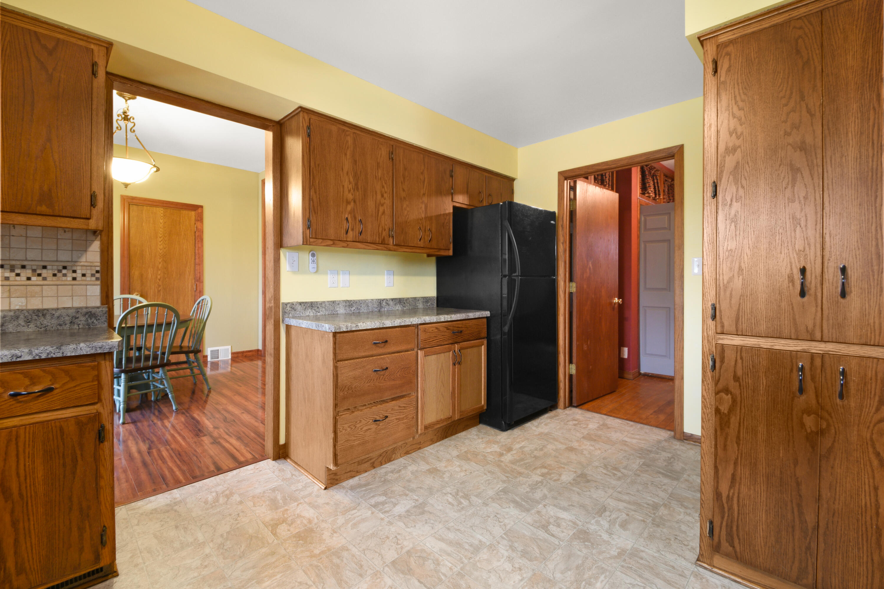 W6552 State Highway 144 Sherman, WI 53075 - Photo 7 of 20 Appliances included