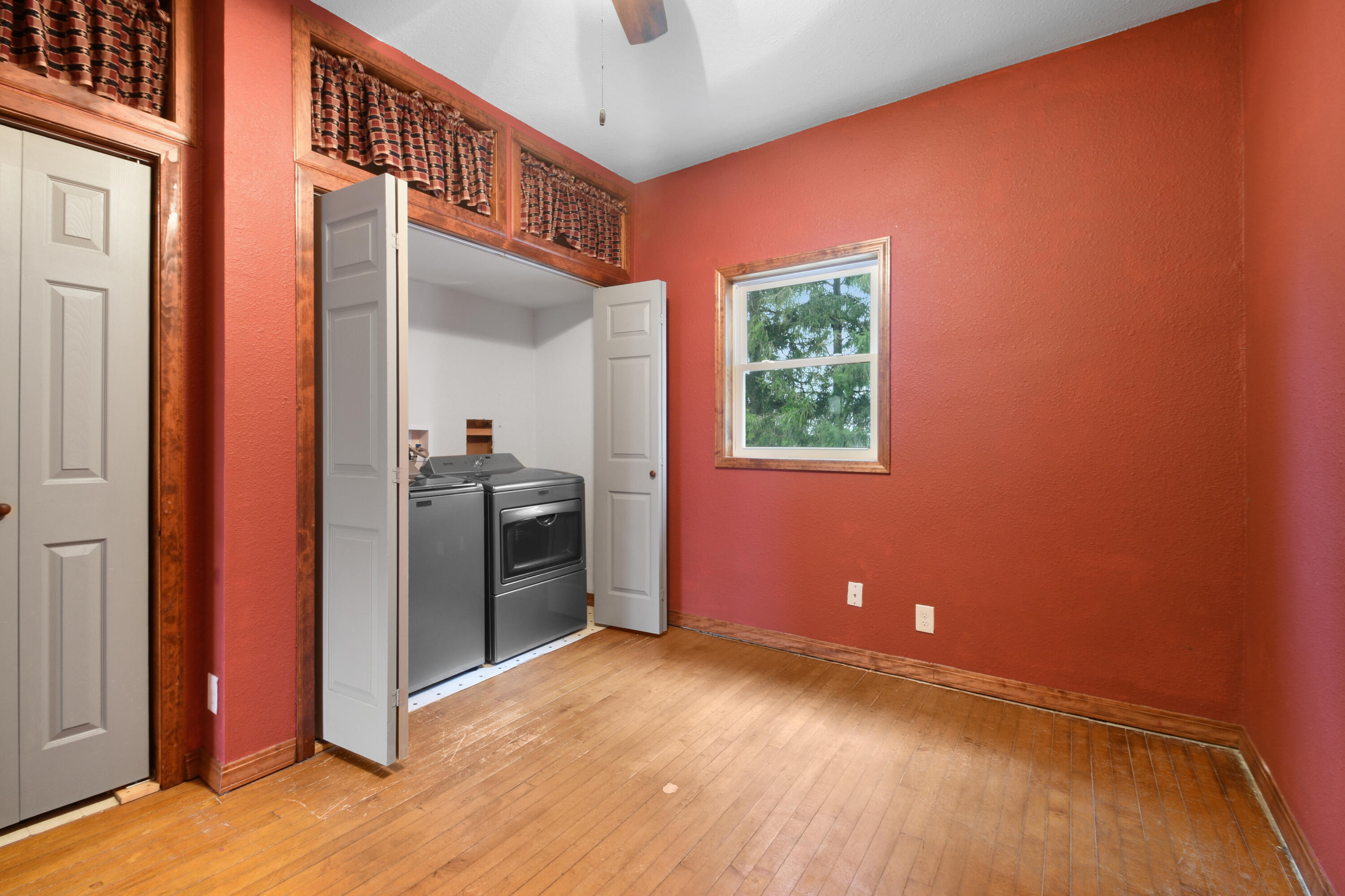 W6552 State Highway 144 Sherman, WI 53075 - Photo 8 of 20 Potential 5th main floor bedroom