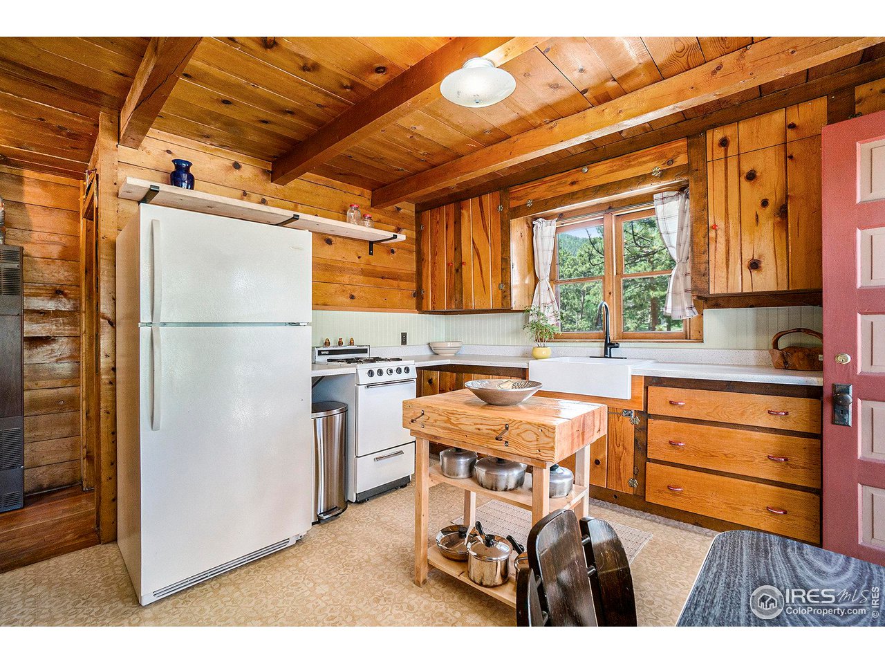 960 Riverside Drive, Unit 2 Estes Park, CO 80517 - Photo 16 of 20 Plenty of storage