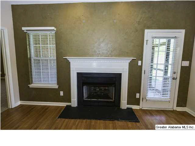 248 Victoria Station Alabaster, AL 35114 - Photo 8 of 31