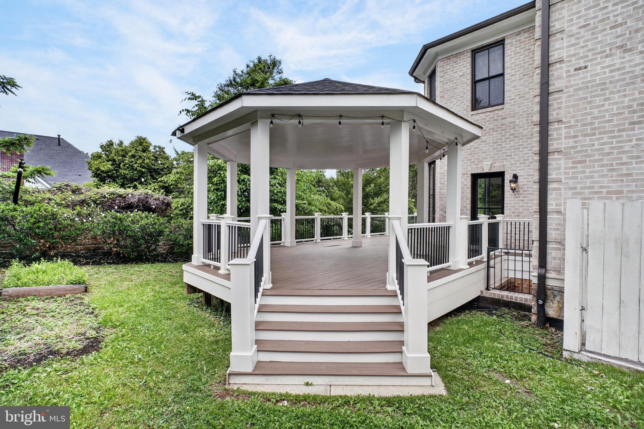 7112 Georgetown Pike McLean, VA 22101 - Photo 52 of 59 Gazebo with inviting deck.